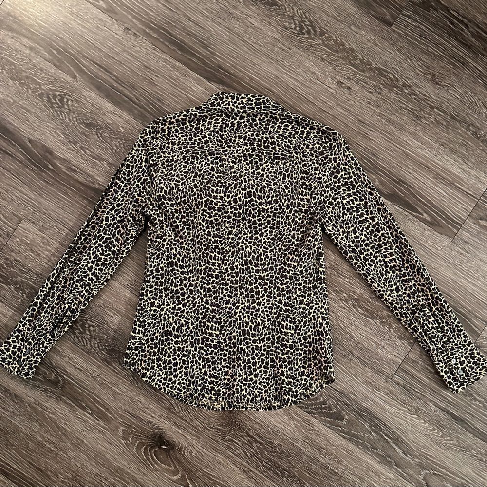 J. crew Slim Leopard Button Down - Picture 6 of 7